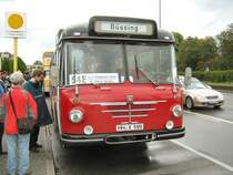 Hist. B�ssing-Bus aus Hamburg anl��lich des Sonderverkehrs Bhf. Zoo - Spandau an der Haltestelle Bahnhof Spandau (Mai 2007)

