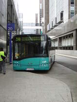 Ein VGF Solaris Urbino am 16.04.11 in Frankfurt am Main Flughafen 