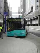 Ein VGF Solaris Urbino am 16.04.11 in Frankfurt am Main Flughafen 