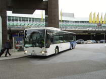 Ein MB Citaro der Fraport f�r Flughafen Rundfahrten am 16.04.11