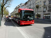 Winterthur - Hess Swisstrolley BGT-N1C  Nr.102 unterwegs auf der Linie 3 in der Stadt Winterthur am 01.04.2011