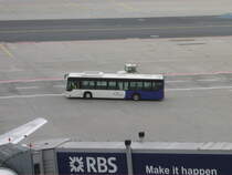 Ein Mercedes Benz Citaro der Fraport am 16.04.11 in Frankfurt am Flughafen 
