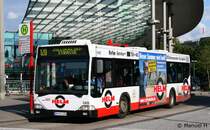 VHH 0409 (HH KA 1356) mit Werbung f�r Reifen Helm.
Aufgenommen am HBF Hamburg, 2.9.2010.