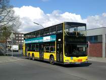 MAN Lion's City DD (Doppelstock) auf der Linie M46 nach U-Bahnhof Britz-S�d an der Haltestelle Hertzallee.