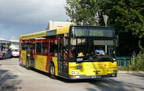 SBG 8263 (HH SE 890) mit Werbung f�r Bellandris Matthies.
Aufgenommen am ZOB Harburg, 2.9.2010.