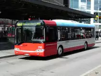 Winterthur - Solaris Nr.296 ZH 730296 bei den Bushaltestellen vor dem Bahnhof in Winterthur am 01.04.2011