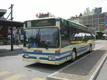 MB 405N Nr. 45 auf der Linie 7 beim Bahnhof Locarno, 21.04.2011.