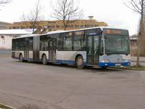 Mercedes-Gelenkbus in Potsdam am Hbf, Linie 607 nach Fech, Aufnahme Herbst 2006