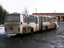 Heckansicht des Karosa B741 CH 93-99, der Schmutz dient Jugendlichen als ein Schreibtafel ;), Busbahnhof Cheb (Eger), 28. 11. 2007