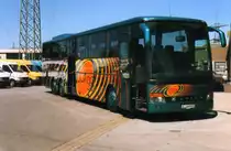 Setra S319 GT-HD, aufgenommen im Juni 1999 w�hrend der Setra Tour 1999 in der Evobus NL Dortmund.