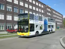 MAN Lion's City DD (Doppelstock) auf der Linie 200 nach Prenzlauer Berg Michelangelostra�e an der Haltestelle Hertzallee.