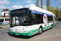 Solaris Trollino 18AC, Obus 052 der BBG-Eberswalde auf dem Busbahnhof am 19.04.2011. 

