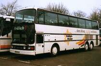 Setra S216 HDS, aufgenommen im April 1999 auf dem Parkplatz der Westfalenhallen in Dortmund.