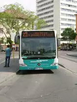 Ein Mercedes Benz Citaro des Stadtverkehrs Maintal am 26.04.11 in Hanau 