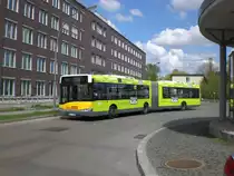 Solaris Urbino auf der Linie M49 nach Staaken Heerstra�e/Nennhauser Damm an der Haltestelle Hertzallee.