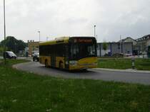 Ein Solaris Urbino 8,9 in Bad Vilbel am 28.04.11