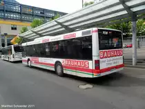 Hier ist ein MAN Bus mit Werbung f�r das Bauhaus zu sehen. Das Bild habe ich am 28.04.2011 gemacht.