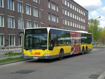 Mercedes-Benz O 530 I (Citaro) auf der Linie 249 nach Grunewald Roseneck an der Haltestelle Hertzallee.