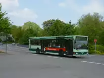 NVG-Wagen 243, einer der �ltesten Busse der NVG befuhr am 26.4.11 die Linie 302 Ottweiler Tulpenweg - Neunkirchen Storchenplatz. (Neunkirchen Spitzbunker)