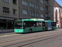 Mercedes Citaro mit der Betriebsnummer 708 auf der Linie 36 bei der Predigerkirche in Basel. Die Aufnahme stammt vom 02.05.2011.