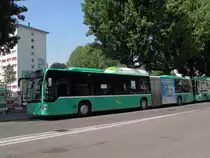 Mercedes Citaro mit der Betriebsnummer 708 auf der Linie 36 an der Endstation in Kleinh�ningen bei Basel. Die Aufnahme stammt vom 02.05.2011.