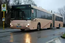 Jumbo 13, ein MAN SG312, vom Unternehmen Gerda Klingenfu�, aufgenommen am 27.02.2011 an der Haltestelle Silberkuhle in Wuppertal.