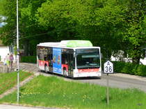 BGU - Schnappschuss des Gas Mercedes Citaro Nr.27  SO 39937 bei der zufahrt zum Bahnhof Grenchen Nord am 16.04.2011