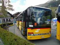 K�bli, Gstaad - BE 403'014 - Setra am 30. April 2011 beim Bahnhof Zweisimmen