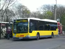 Mercedes-Benz O 530 LE � (Citaro) auf der Linie 160 nach Sch�neweide Hasselwerderstra�e am S-Bahnhof Sch�neweide/Sterndamm.