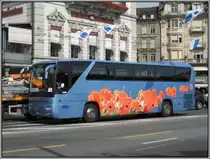 Diesen Reisebus vom Typ Mercedes-Benz Tourismo habe ich am 23.07.2009 in Luzern fotografiert. 