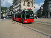 VB Biel - Mercedes Citaro Nr.124  BE  560124 unterwegs auf der Linie 5 im Zentrum der Stadt Biel am 23.04.2011