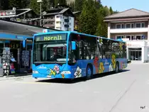 Ortsbus Arosa - Mercedes Citaro GR 154241 bei den Haltestellen vor dem Bahnhof in Aros am 22.04.2011

