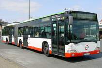 KOM 0375 ZOB Gelsenkirchen Hbf
         Linie 381 Ge-Resse Kirschbl�tenweg
         20. April 2007  15:04