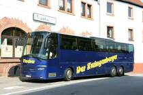 Bova Magiq MHD 139 Magnum  Der Zwingenberger  mit 11 Rollstuhlpl�tzen und Hebelift, Neckarsteinach 30.04.2011