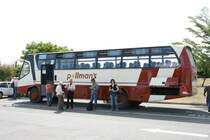 Nissan Diesel UD Bus  Pollman's , Mombasa/Kenia 19.03.2011, eine deutliche Starliner-Kopie der Japaner - auch das Heck