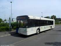 Ein Solaris der Firma Baron Reisen an der Haltestelle V�lklingen Weltkulturerbe.Das Foto habe ich am 17.05.2011 gemacht.Der Bus f�hrt f�r Saarbahn und Bus die Linie 110.