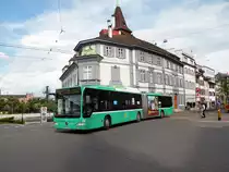 Mercedes Citaro mit der Betriebsnummer 710 auf der Linie 36 beim Universit�tsspital in Basel. Die Aufnahme stammt vom 22.05.2011.