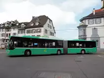 Mercedes Citaro mit der Betriebsnummer 722 auf der Linie 34 beim Universit�tsspital in Basel. Die Aufnahme stammt vom 22.05.2011.