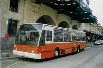 Aus dem Archiv: TL Lausanne - Nr. 384/VD 1577 - Van Hool am 7. M�rz 1998 beim Bahnhof Lausanne