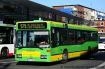 Urban Reisen 357 (BOT LB 8).
Aufgenommen am ZOB Bottrop Berliner Platz, 11.10.2010.