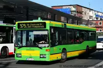 Urban Reisen 357 (BOT LB 8).
Aufgenommen am ZOB Bottrop Berliner Platz, 11.10.2010.