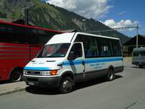 Taxi 4x4, Zweisimmen - BE 651'747 - Iveco am 30. Mai 2011 beim Bahnhof Lenk