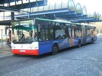 Bogestra Wagen 0164, Neoplan Gelenkbus als Linie 353 von
Bochum Hbf. nach Castrop Rauxel,als Werbetr�ger.(22.12.2007)