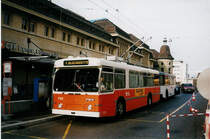 Aus dem Archiv: TL Lausanne - Nr. 730 - FBW/Hess Trolleybus am 21. M�rz 1999 beim Bahnhof Lausanne