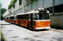 Aus dem Archiv: TL Lausanne - Nr. 677 - FBW/Eggli Trolleybus am 7. Juli 1999 in Lausanne, Depot Borde