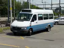 VBZ - Mercedes Nr.28  ZH 726128 beim Bahnhof Dietikon am 23.05.2011