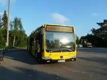 Der Hybrid Bus von Mercedes stand am 02.06.2011 an der Endhaltestelle am Fernsehturm und legte eine Pause ein.