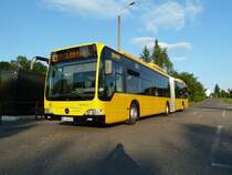 Der Hybrid Bus von Mercedes stand am 02.06.2011 an der Endhaltestelle am Fernsehturm und legte eine Pause ein.
