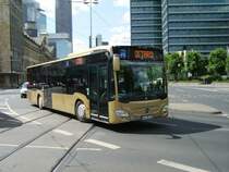 Ein totaler Wahnsinn am 11.06.11 in Frankfurt am Main der nagelneue Mercedes Benz Citaro auf Werbefahrt 