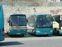 10.05.11,zwei MB-Generationen in Iraklio auf Crete/Greece.